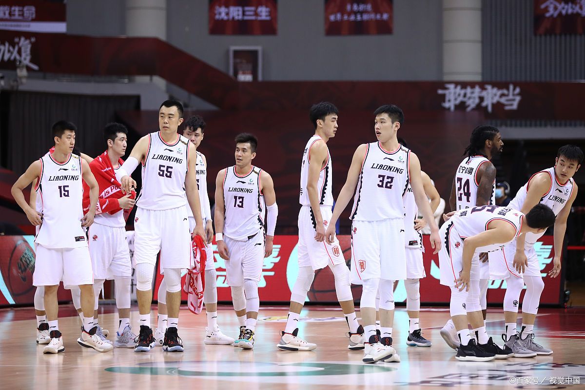 关于亚洲篮球传奇相继登场：赛场陷入狂热的信息