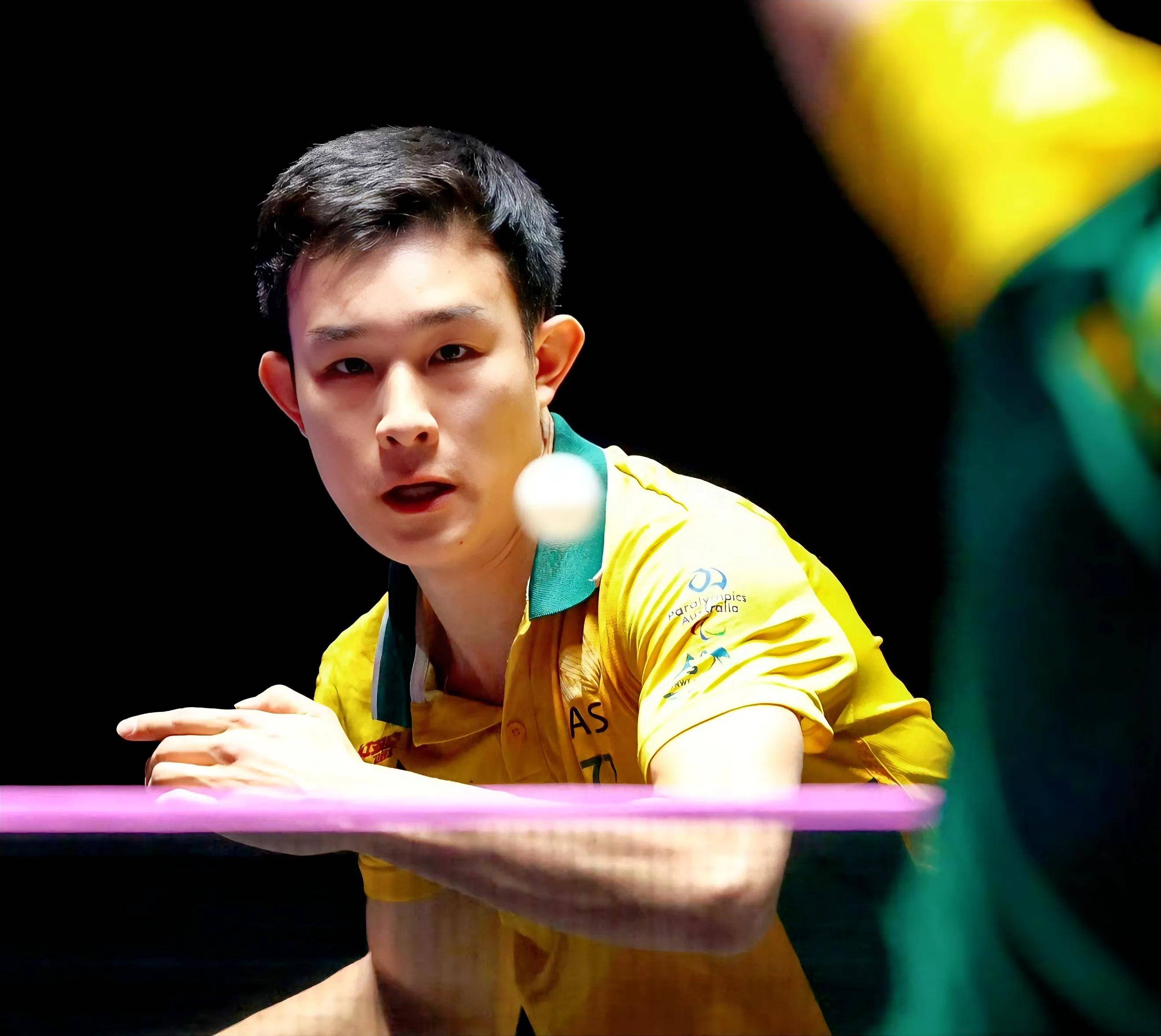 包含足球赛场上瞬息万变，深谙技战术者胜的词条