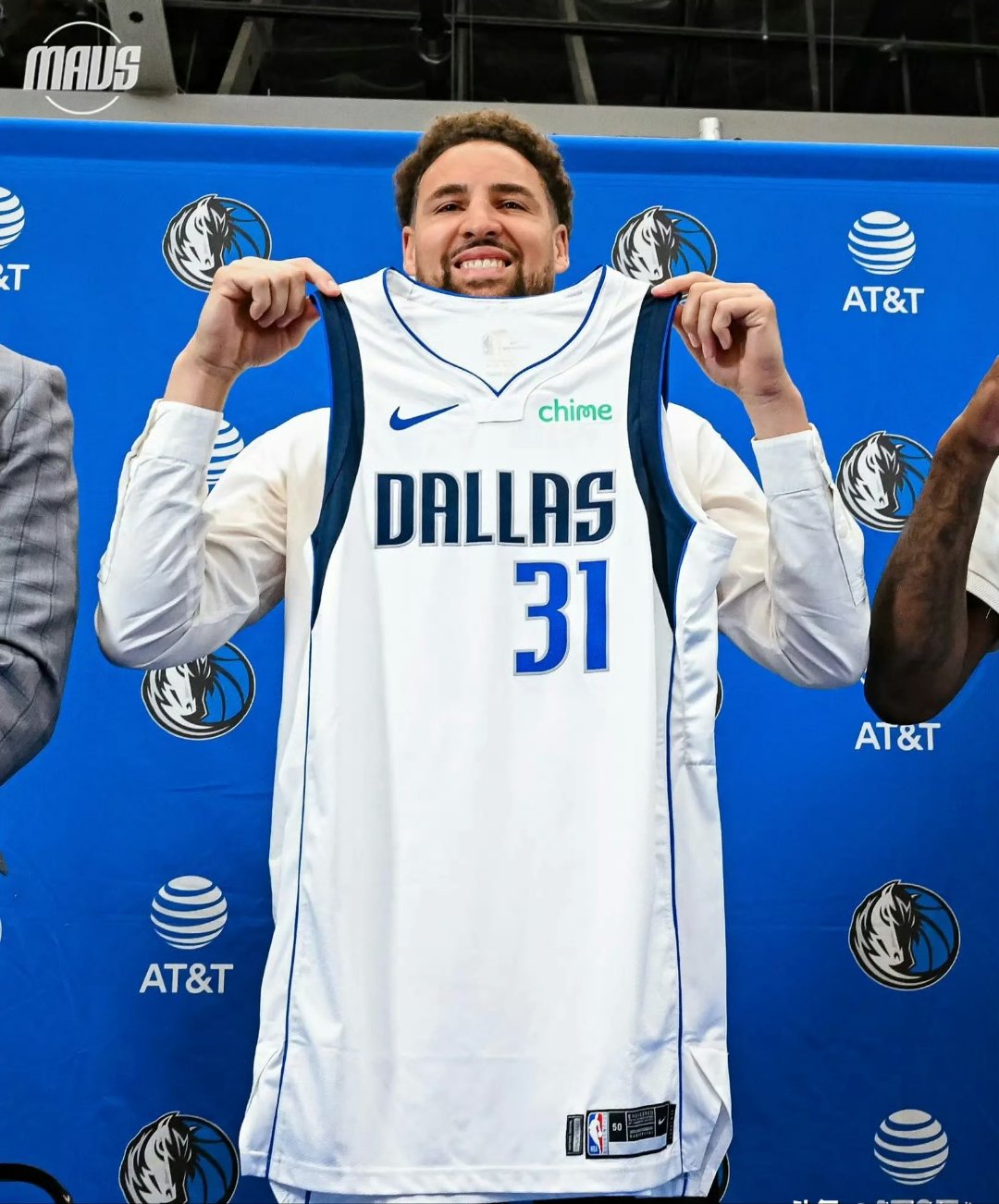 包含独行侠惊险拿下,击败国王守住晋级机会的词条 包含独行侠惊险拿下,击败国王守住晋级机会的词条