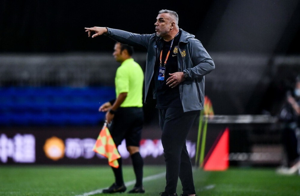 苏宁主场逼平对手，士气不振状态