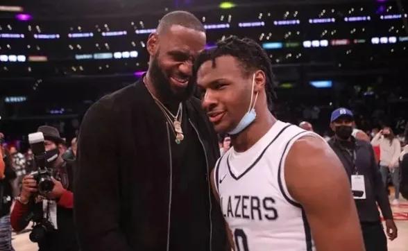 青年才俊加盟骑士带来新活力,球队前景蒸蒸日上的简单介绍 青年才俊加盟骑士带来新活力,球队前景蒸蒸日上的简单介绍