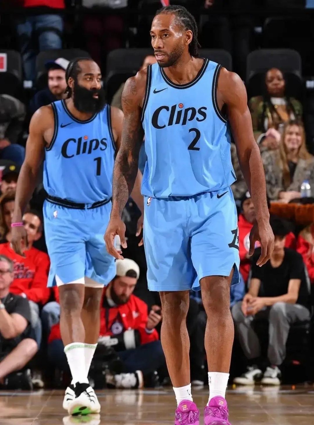 快船队主帅因不满判罚遭罚款 快船队主帅因不满判罚遭罚款