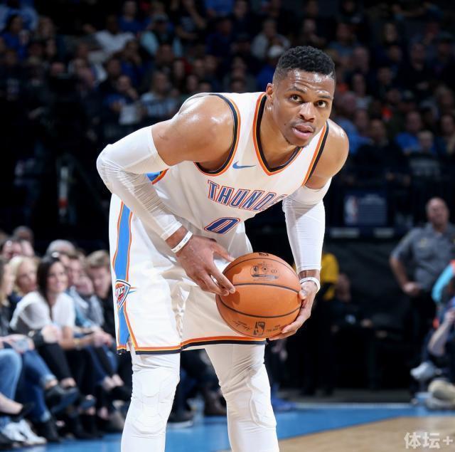 篮网队逆转战胜雷霆,士气高昂? 篮网队逆转战胜雷霆,士气高昂?