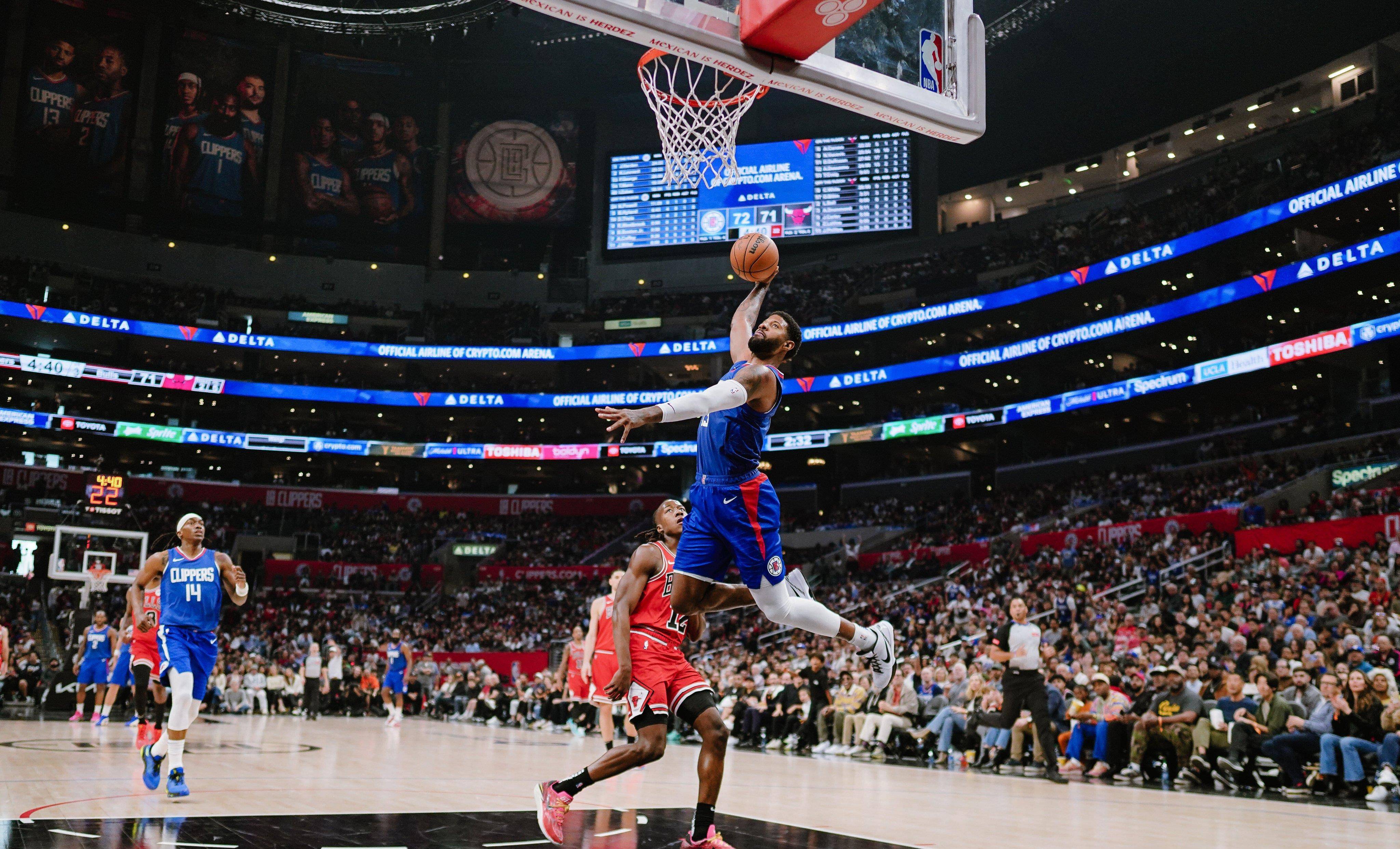 火箭客场逆转公牛，哈登抢眼表现