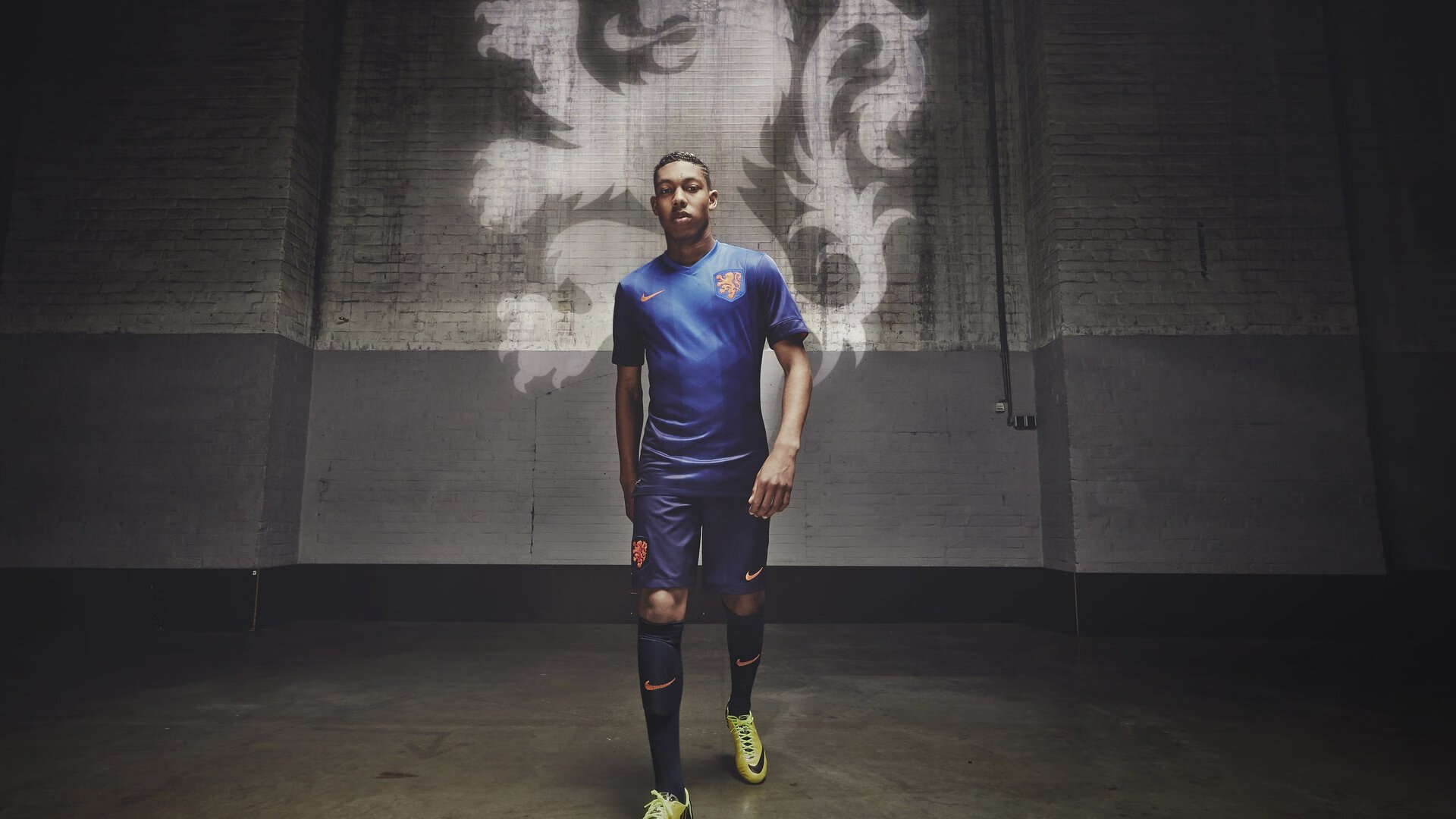 绿茵战场上的绝对主宰，南非碾压喀麦隆，恩佐赛后评分拉满